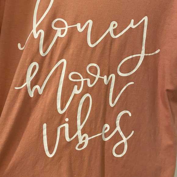 Honey Moon Vibes Graphic Tee - Dusty Rose - Picture 2 of 4